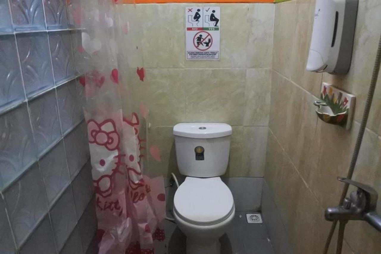 Homestay Gayatri Sawojajar Near Univ Negeri Malang Kampus 2 Mitra Reddoorz Esterno foto
